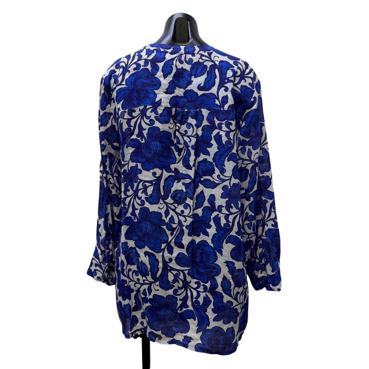 Johnny Was Workshop Blue & White Floral Blouse Tunic Top M
