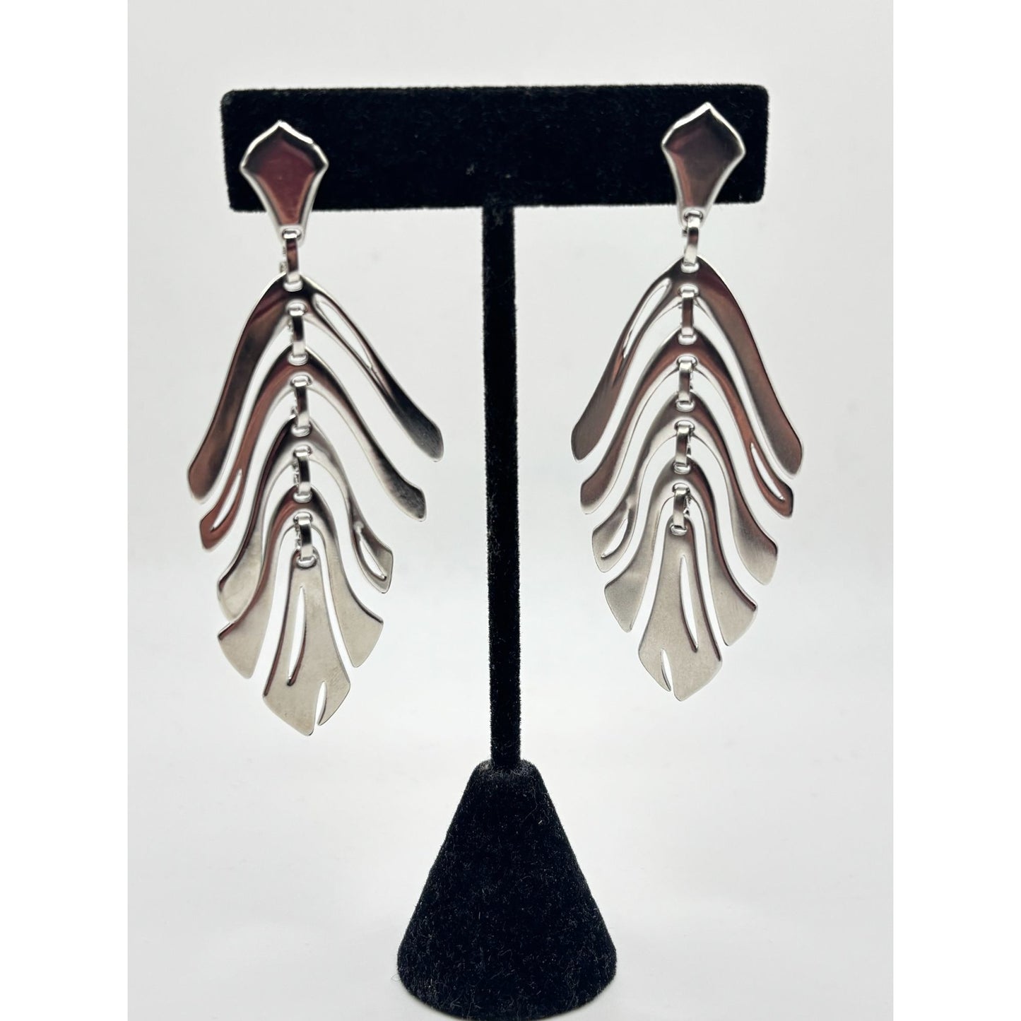 Kendra Scott Lotus Statement Earrings Silver Plated Dangle With Textured Design