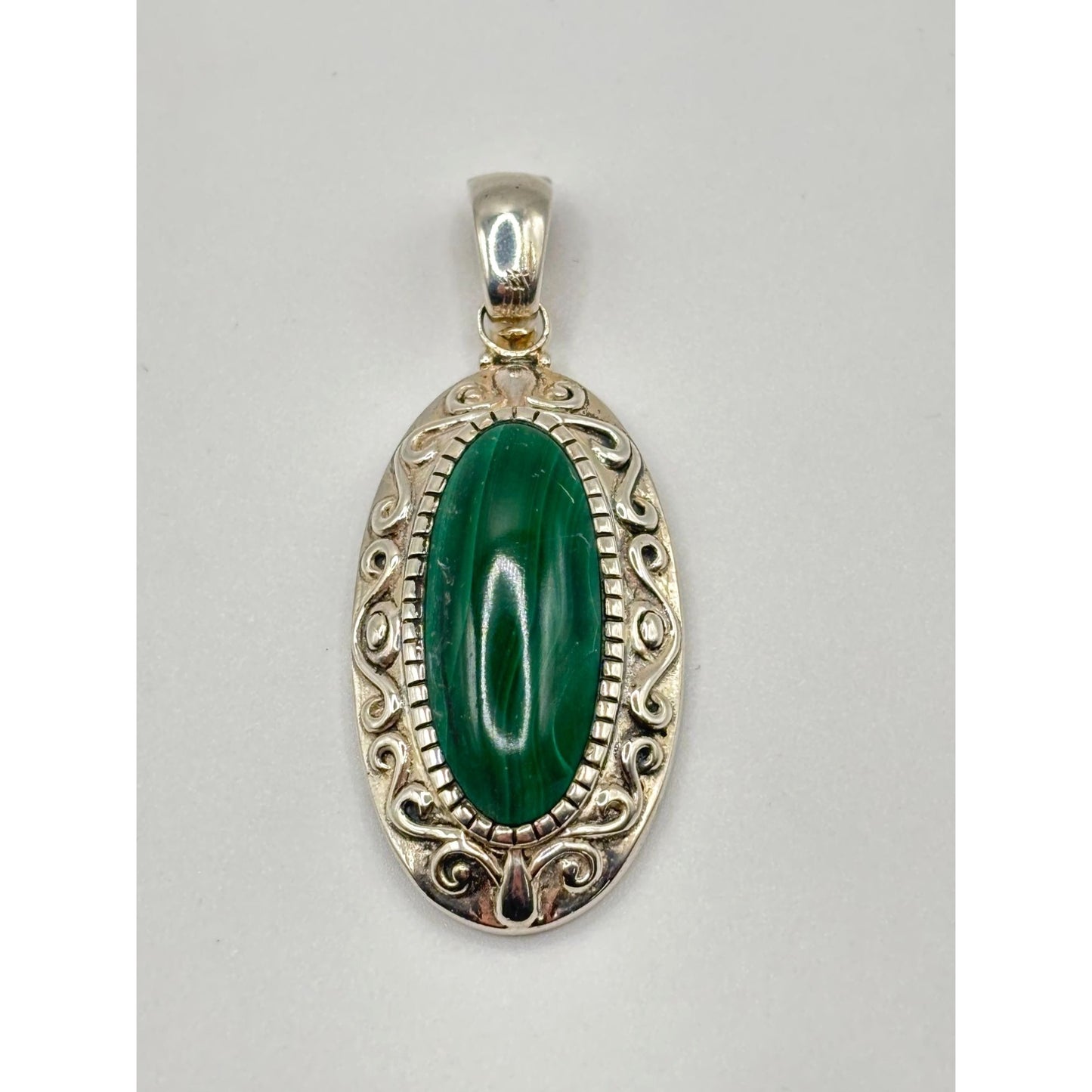 Sterling Silver 925 Oval Pendant With Green Malachite Gemstone