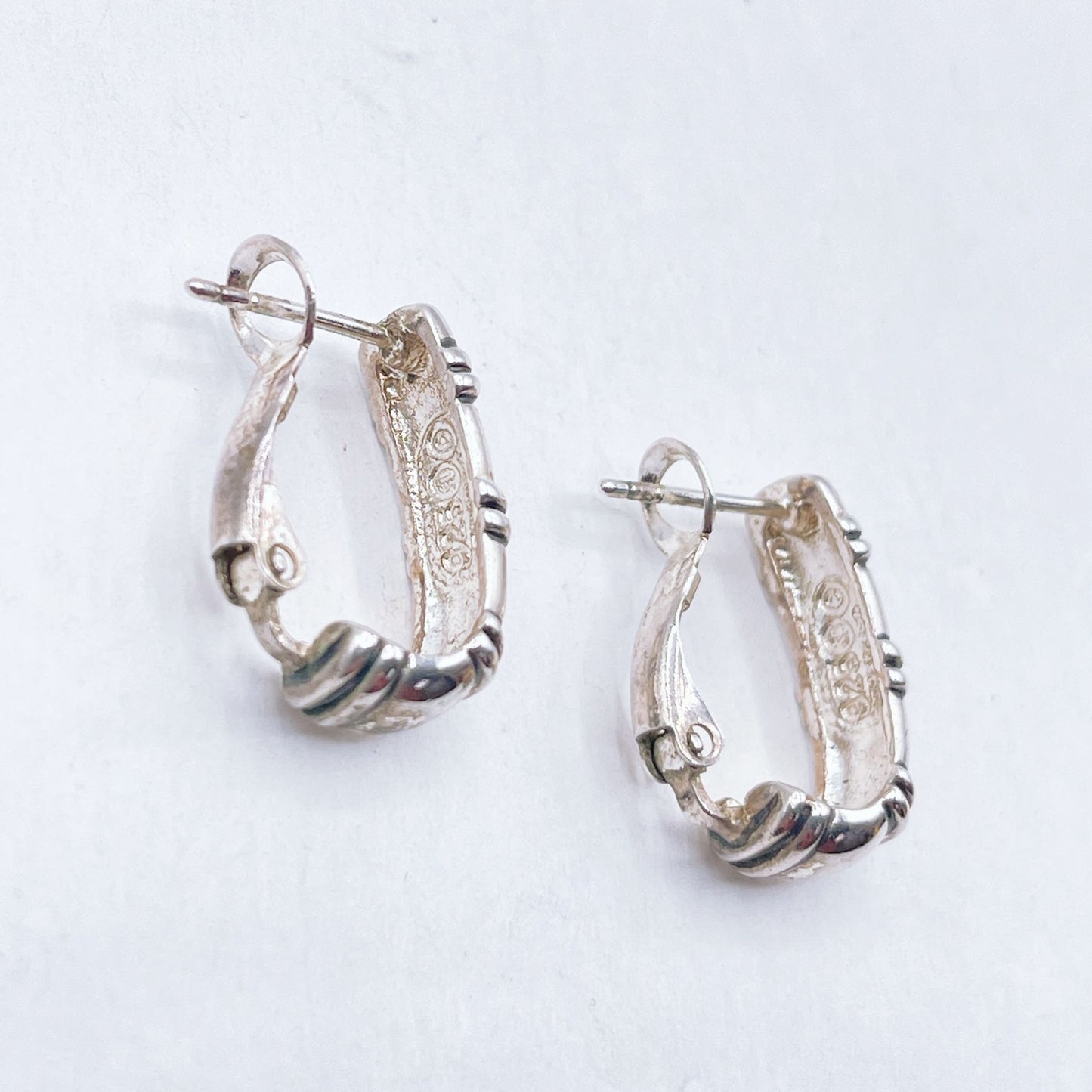 925 Sterling Silver Hoop Earrings With Textured Finish & Hinged Backs