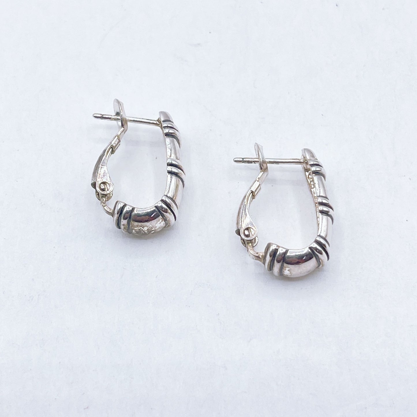 925 Sterling Silver Hoop Earrings With Textured Finish & Hinged Backs