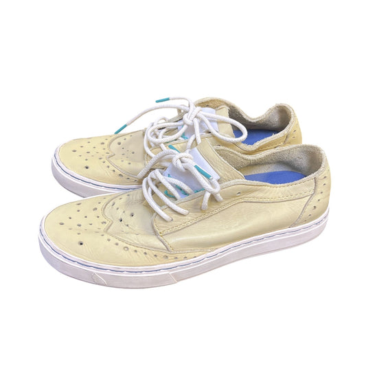 Satorisan Casual Shoes Size 7.5 Yellow Leather Perforated Design