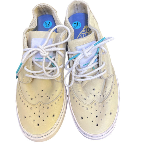 Satorisan Casual Shoes Size 7.5 Yellow Leather Perforated Design