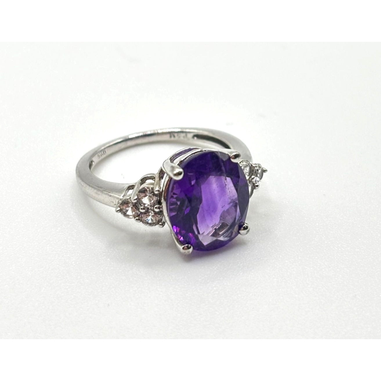 Amethyst Gemstone Ring Sterling Silver 925 Size 7.5