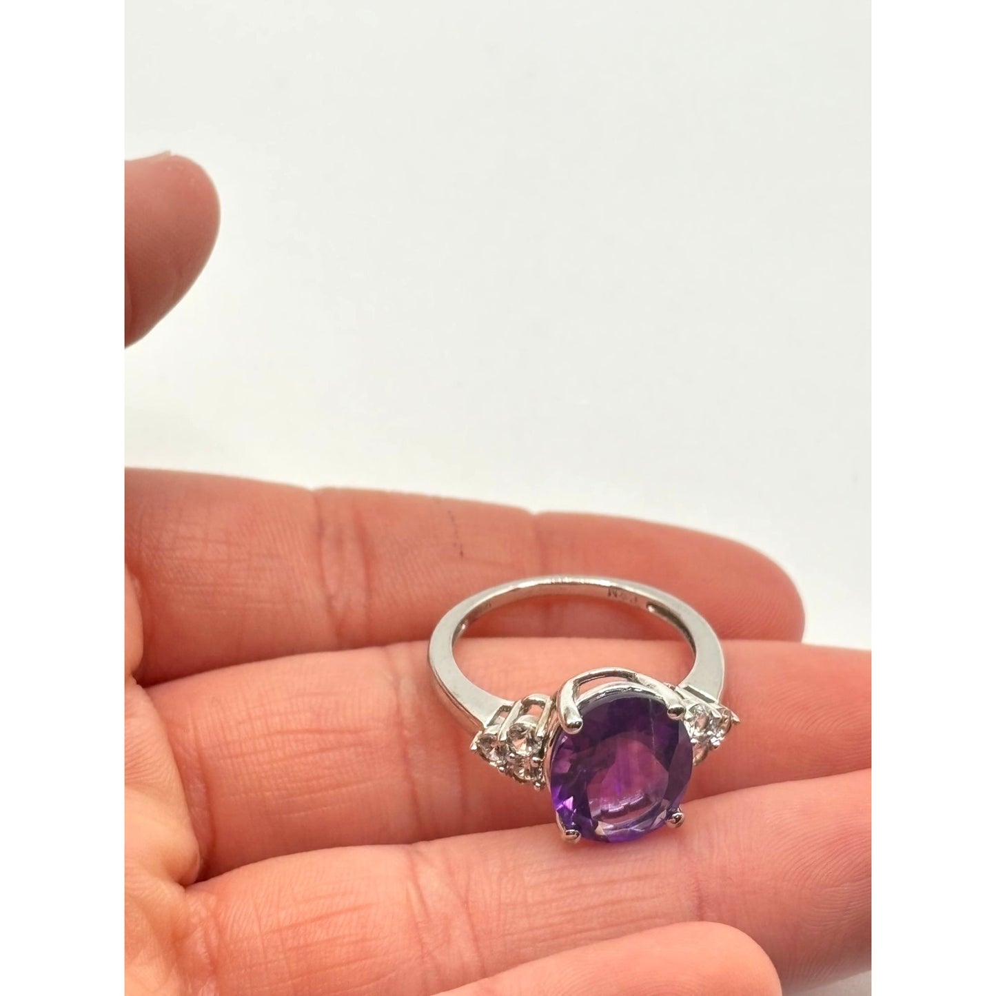 Amethyst Gemstone Ring Sterling Silver 925 Size 7.5
