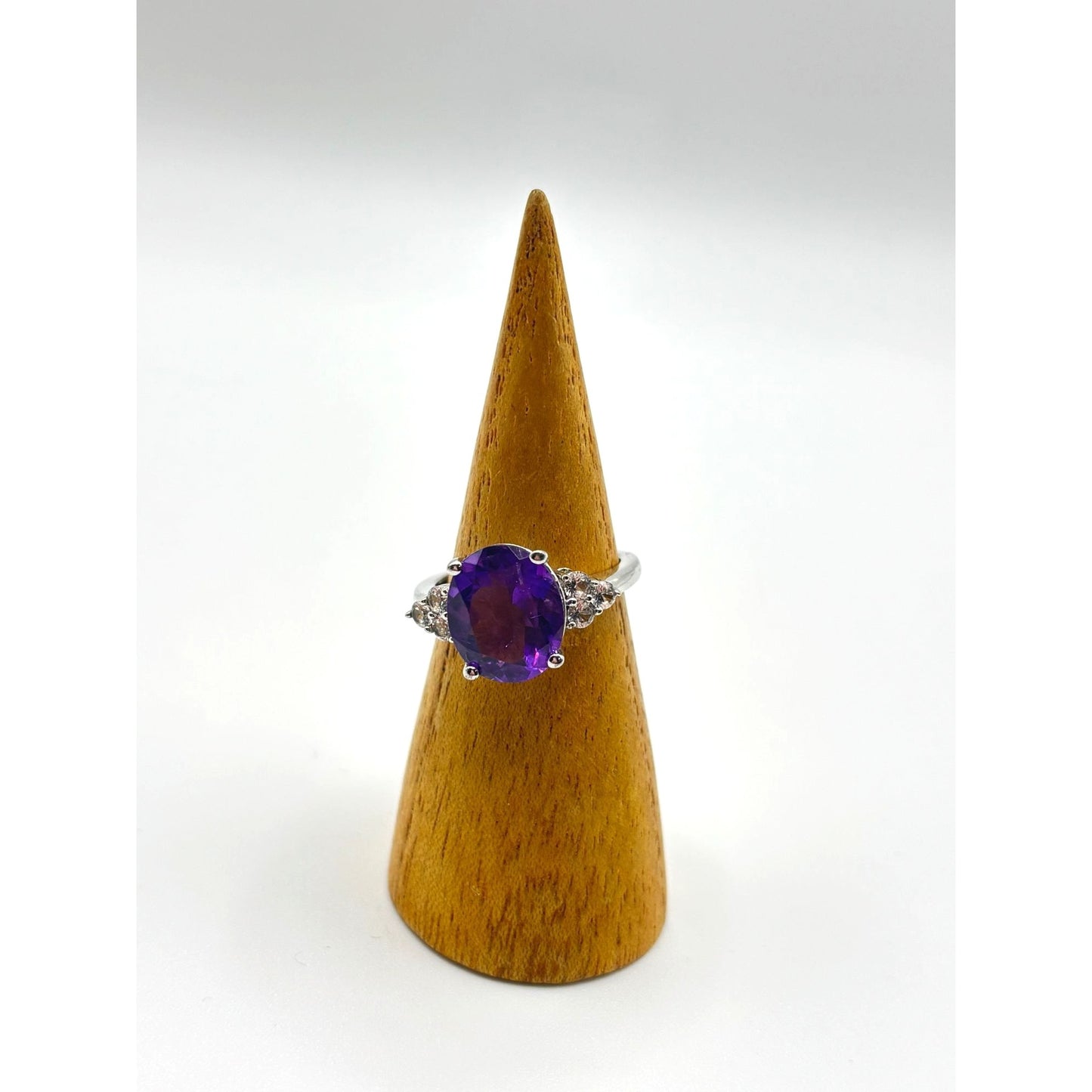 Amethyst Gemstone Ring Sterling Silver 925 Size 7.5