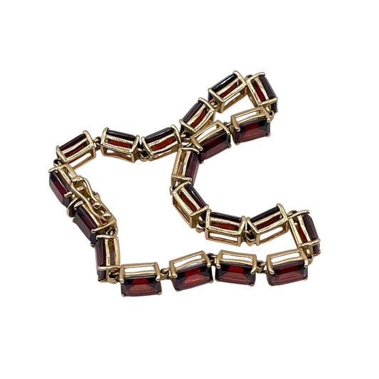 925 Gold-Plated Bracelet With Emerald-Cut Red Stones & Box Clasp