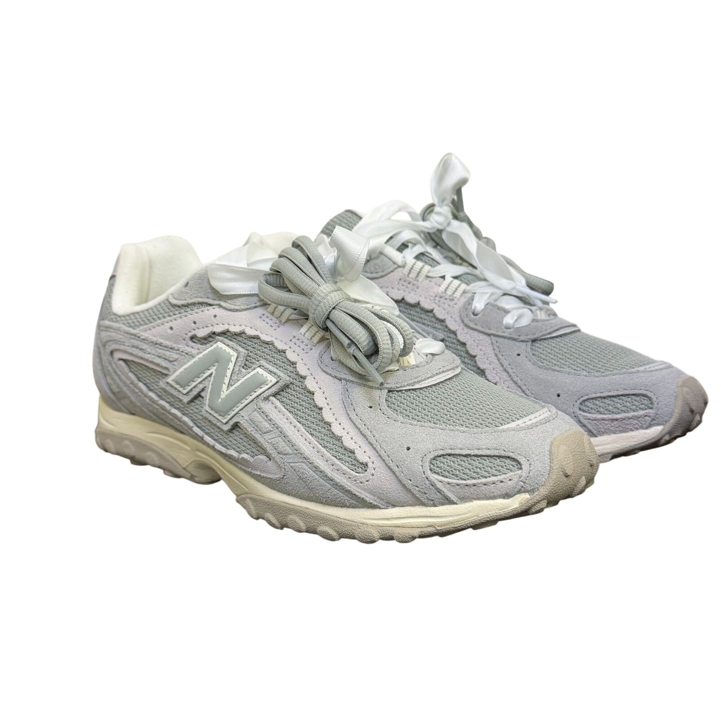 New Balance 204L Sneakers Mint Gray White Size 7