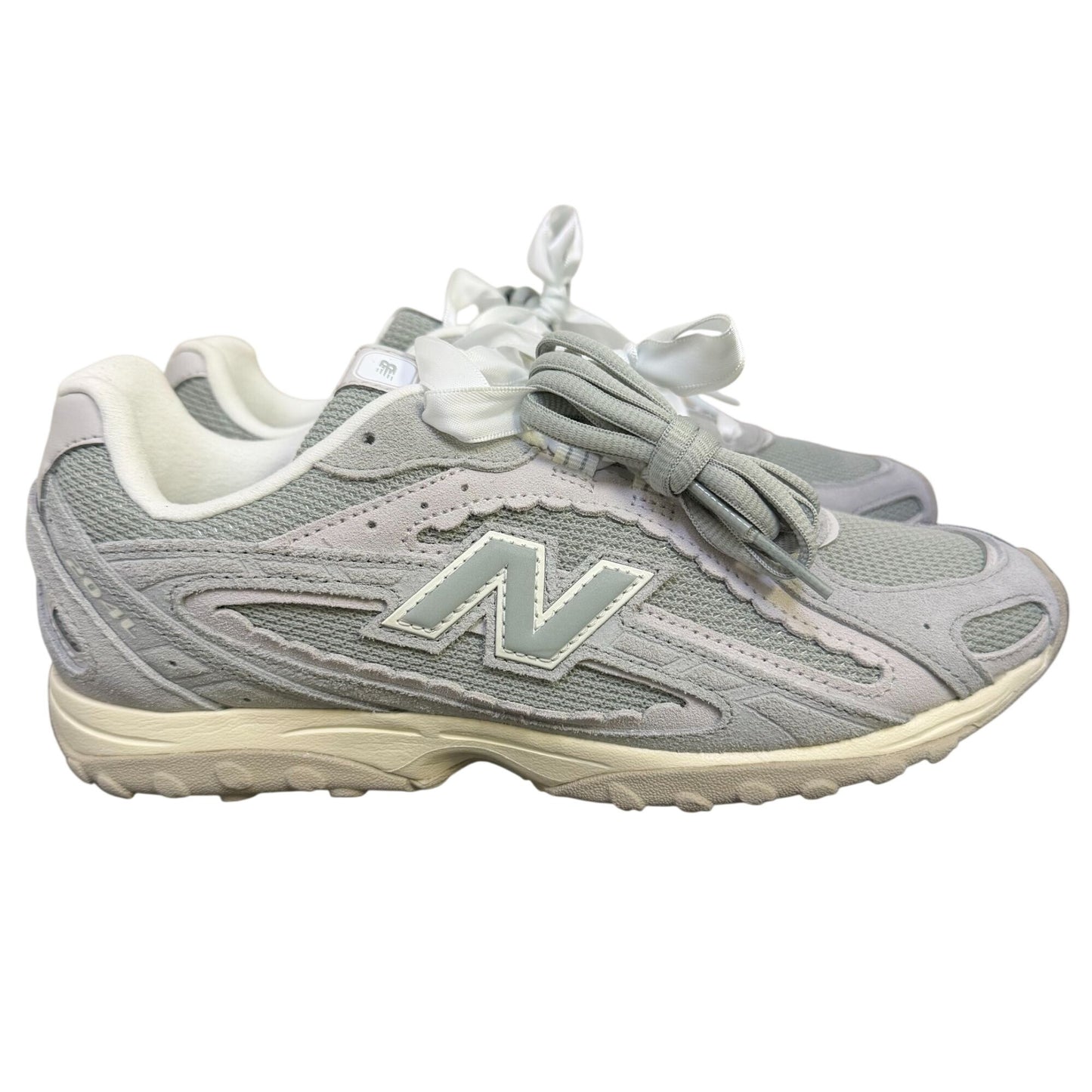 New Balance 204L Sneakers Mint Gray White Size 7