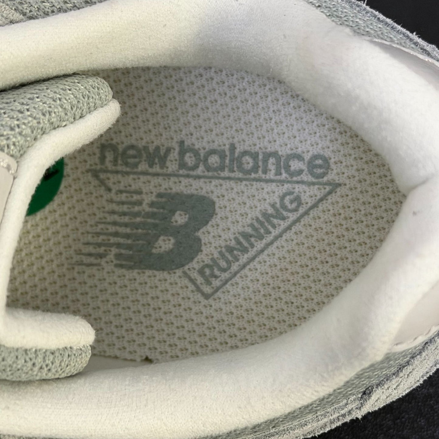 New Balance 204L Sneakers Mint Gray White Size 7
