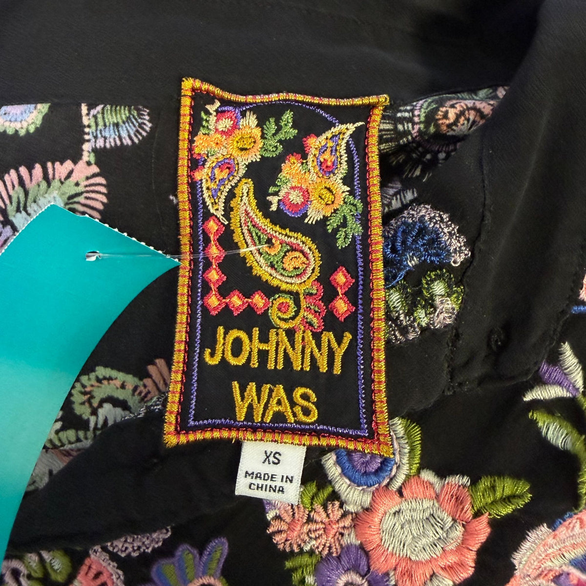 Johnny Was Black Silk Embroidered Floral Button Down Blouse XS