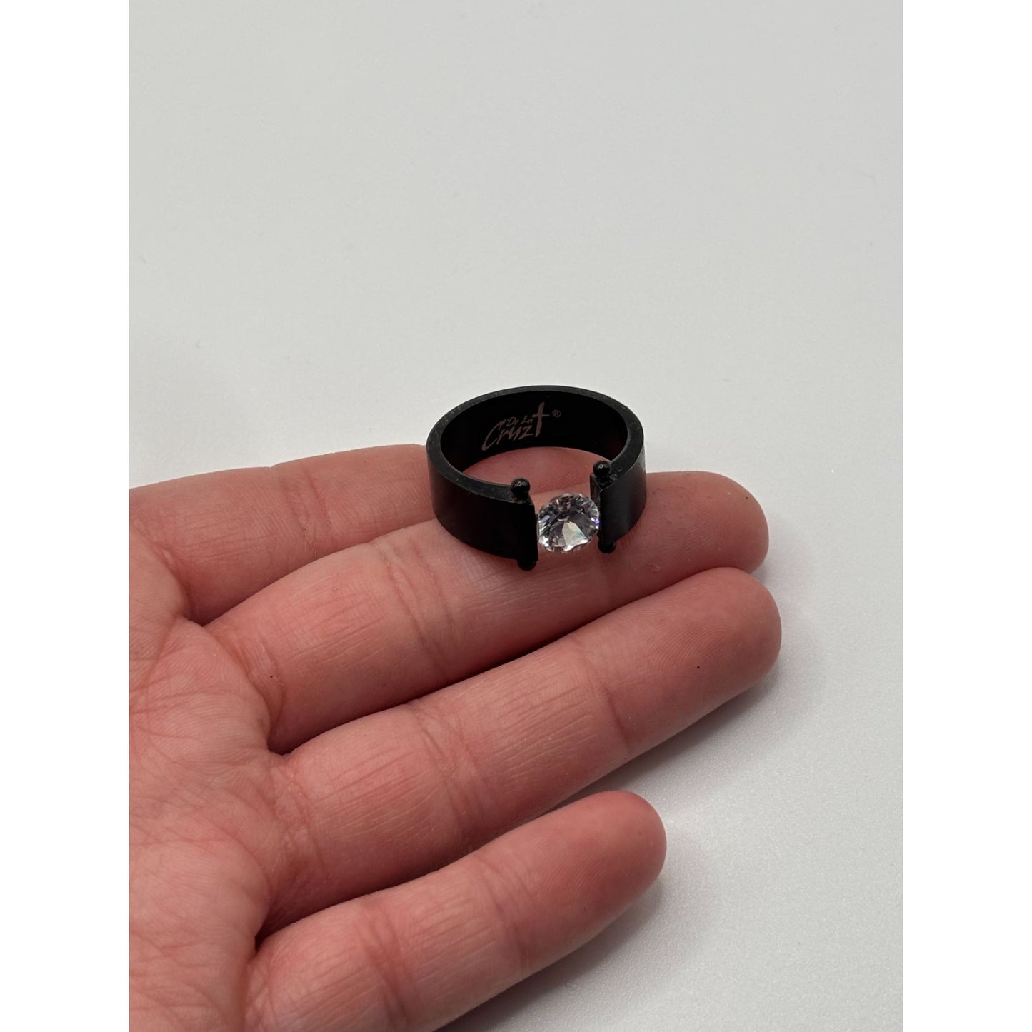 De La Cruz Black Titanium Ring With Free-Floating Clear Stone Size 9.75
