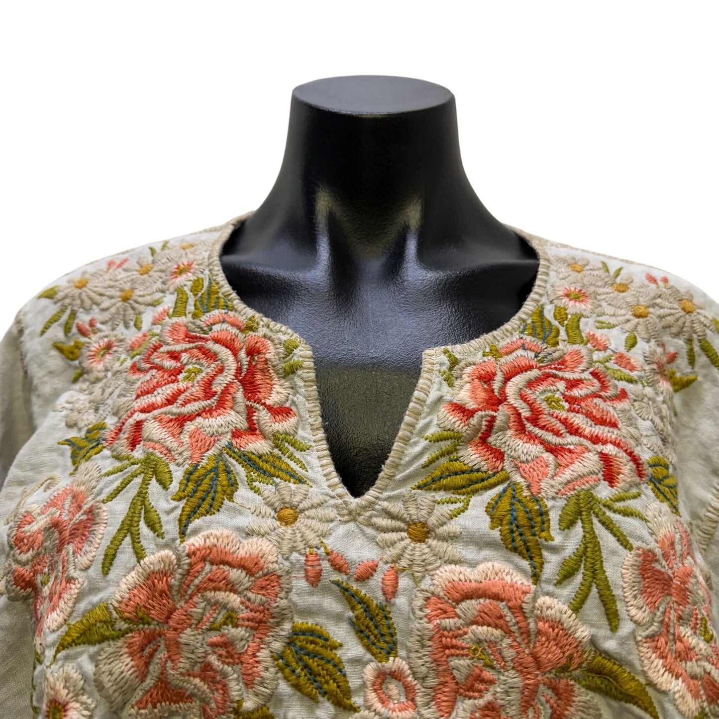 Johnny Was Linen Embroidered Floral Blouse Gray Multicolor M