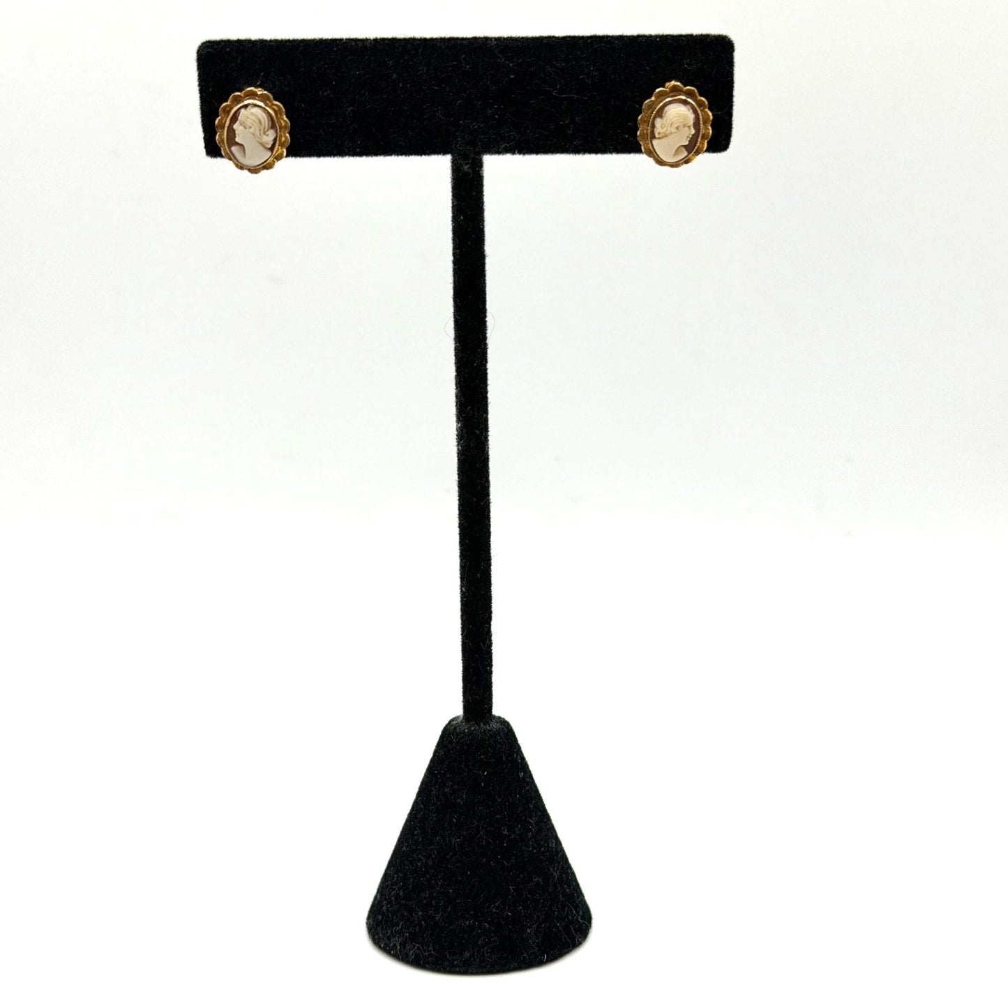 Victorian Vintage Cameo Earrings 10K Gold Screw Back Oval Design