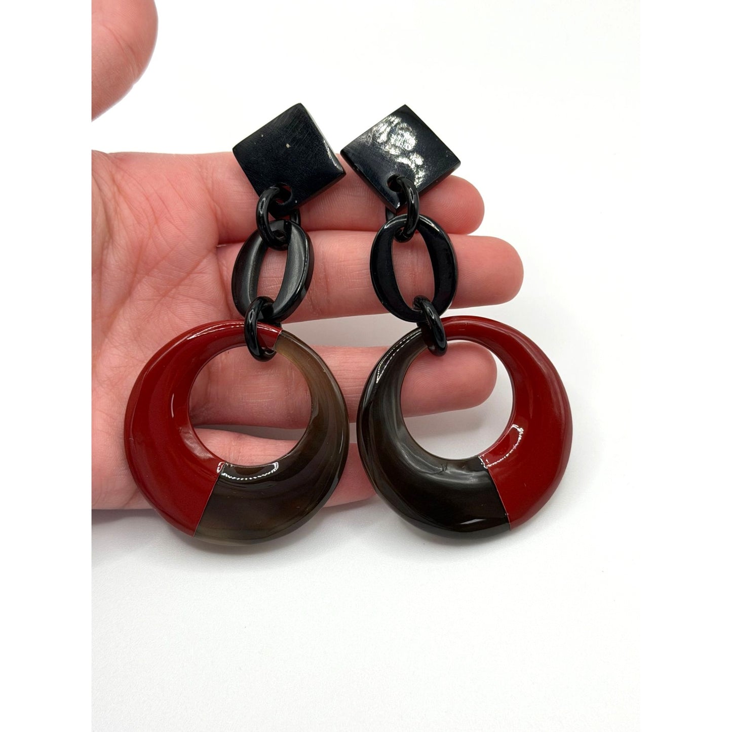 Retro Acrylic Dangle Earrings Black Backing & Red/Brown Circular Design