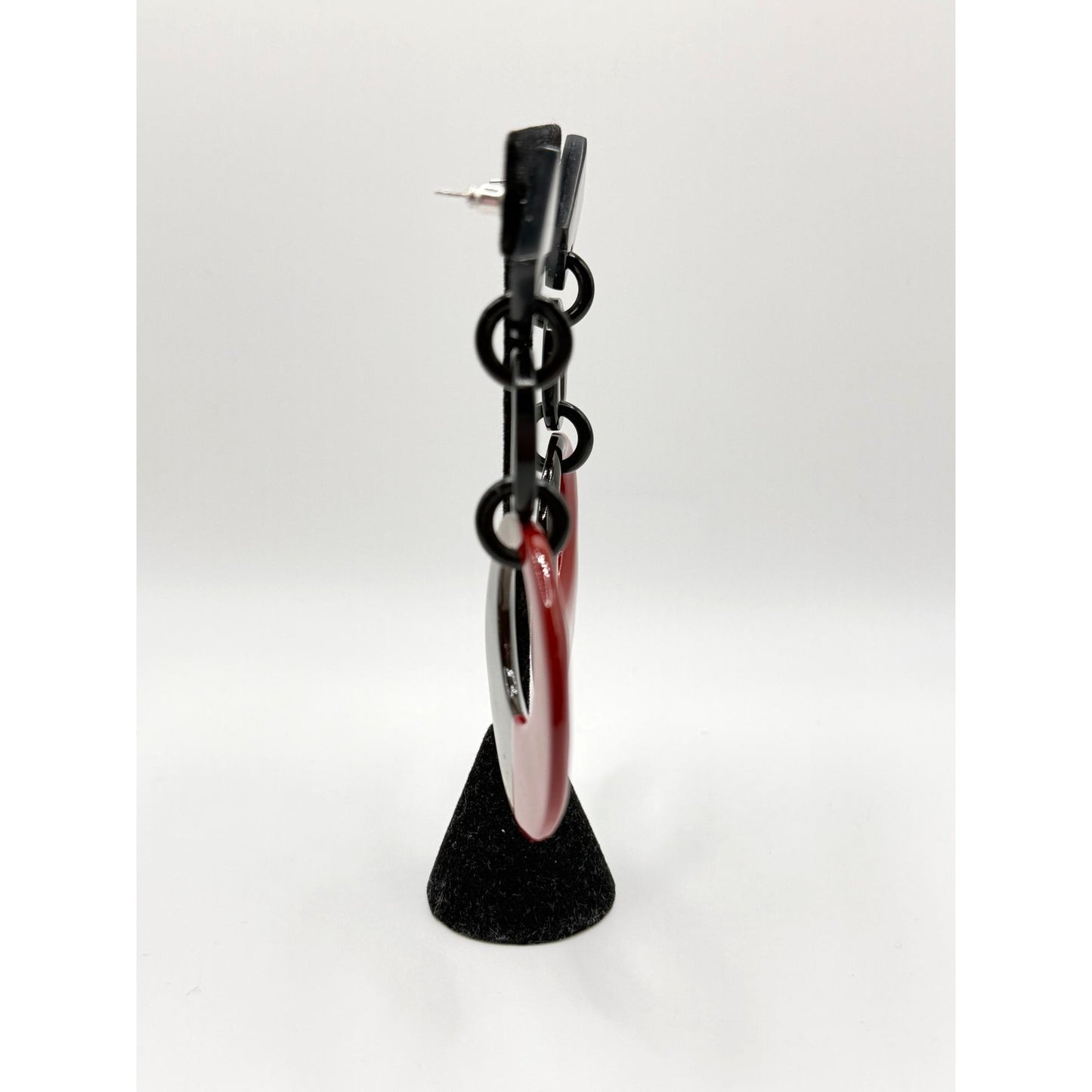 Retro Acrylic Dangle Earrings Black Backing & Red/Brown Circular Design