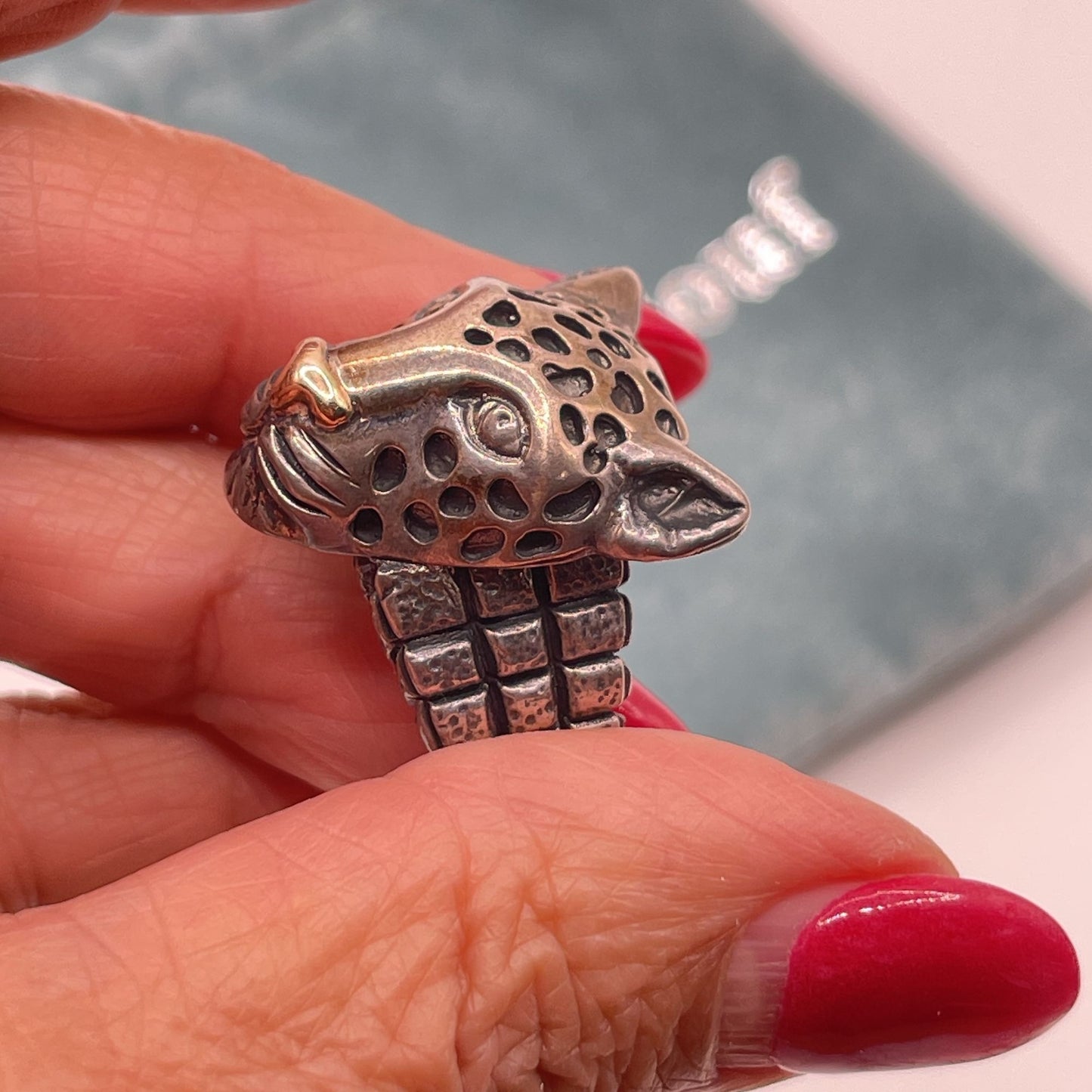 Dian Malouf Sterling Silver & 14K Gold Leopard Head Ring Textured Band