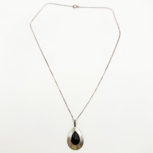 Vintage Sterling Silver Onyx Teardrop Pendant Necklace