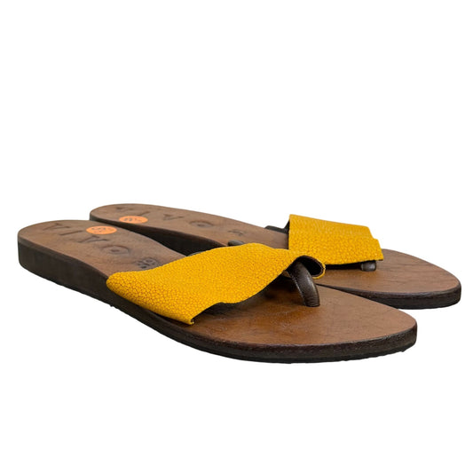 Vivo Finger Shagreen Sandals Ochre Yellow Leather Flat Thong Size 8.5 EU 39