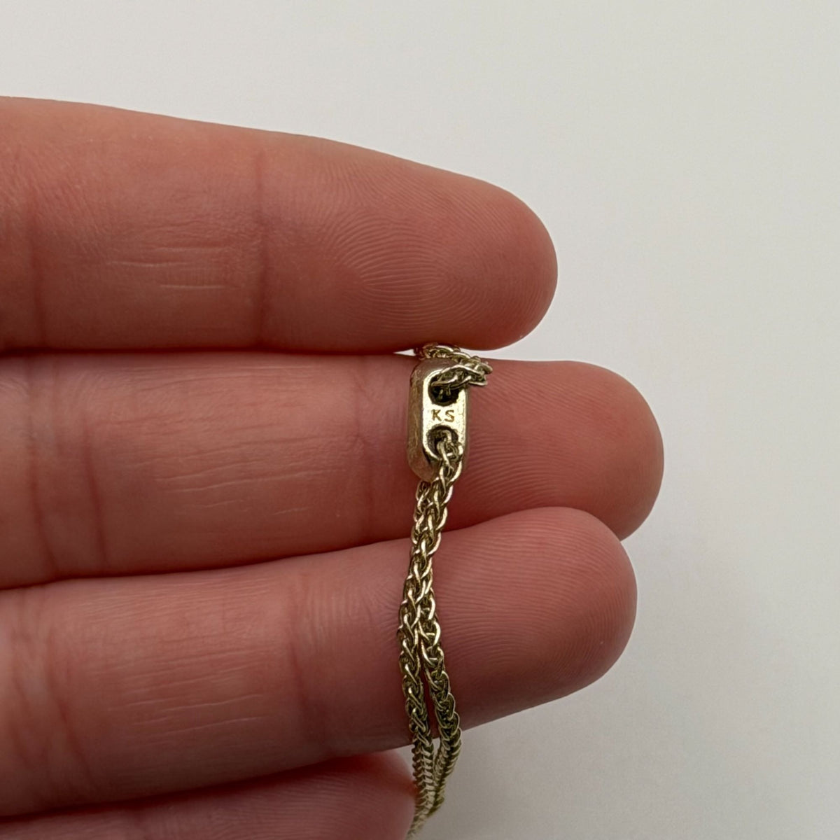 Kendra Scott Arlet Gold Pendant Necklace In Brown Dusted Glass