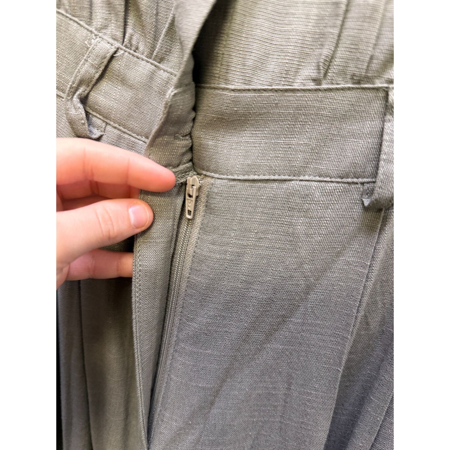 Modesees Gray Long Sleeve Button-Up Jumpsuit Pockets XS