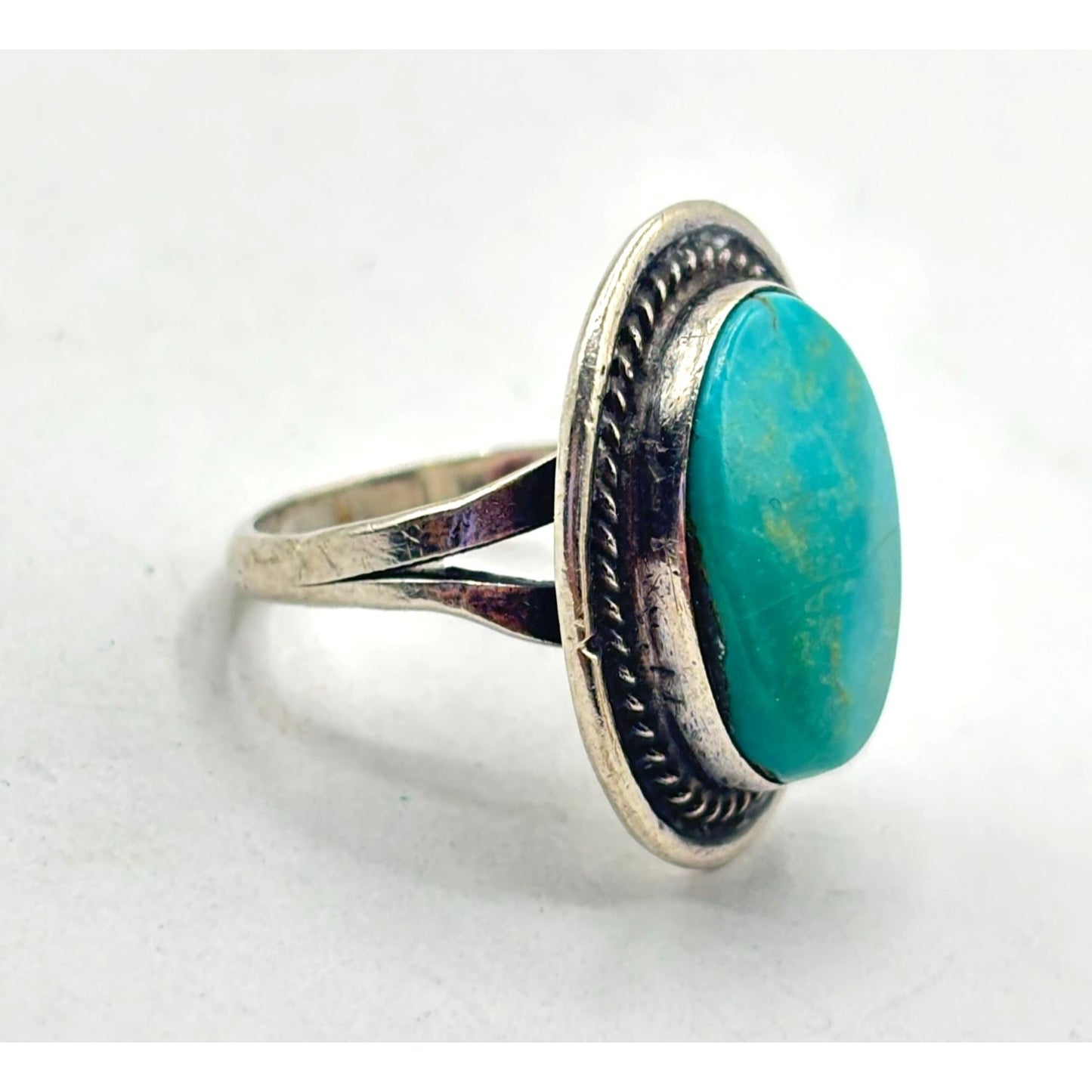 Vintage Turquoise & Silver Tone Oval Ring Size 7.5