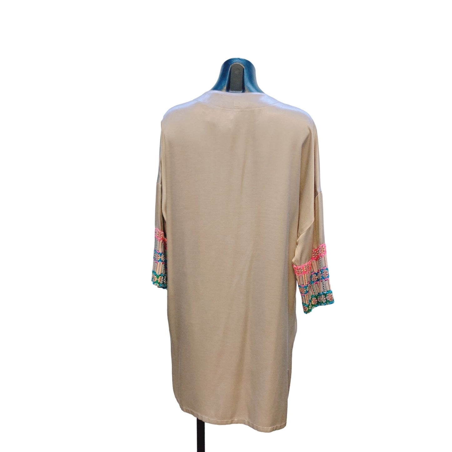 NWOT Vilagallo Beige Embroidered Sleeve Open Front Jacket 40 (6)