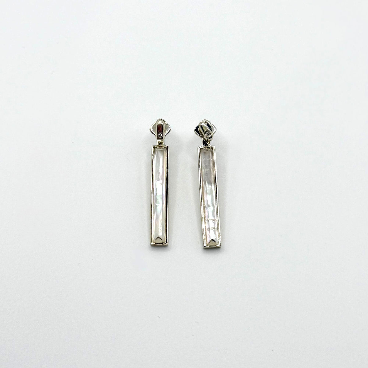 Kendra Scott Gold-Tone Dangle Earrings With Mother-Of-Pearl