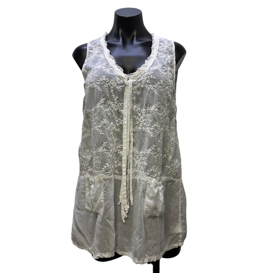 Johnny Was White Embroidered Sleeveless Blouse With Tie Detail Size S
