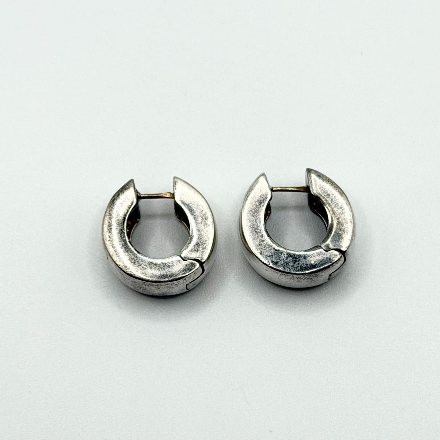 925 Sterling Silver Hoop Earrings - Classic Minimalist Design