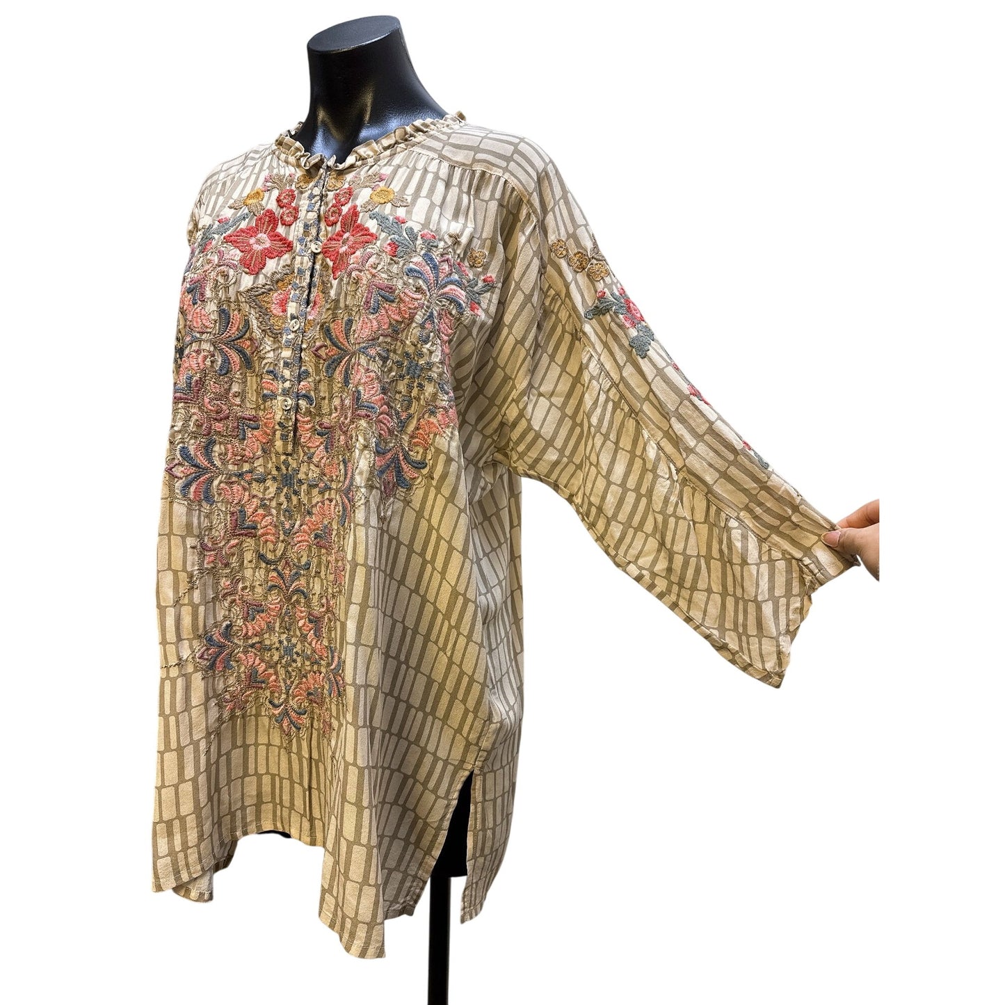 Johnny Was Bohemian Embroidered Tunic Top Tan Floral Pattern Size XL