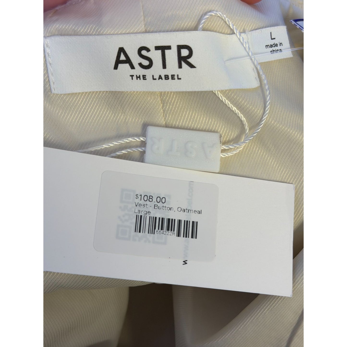 NWT ASTR Off-White Textured Sleeveless Vest With Button Front Size L