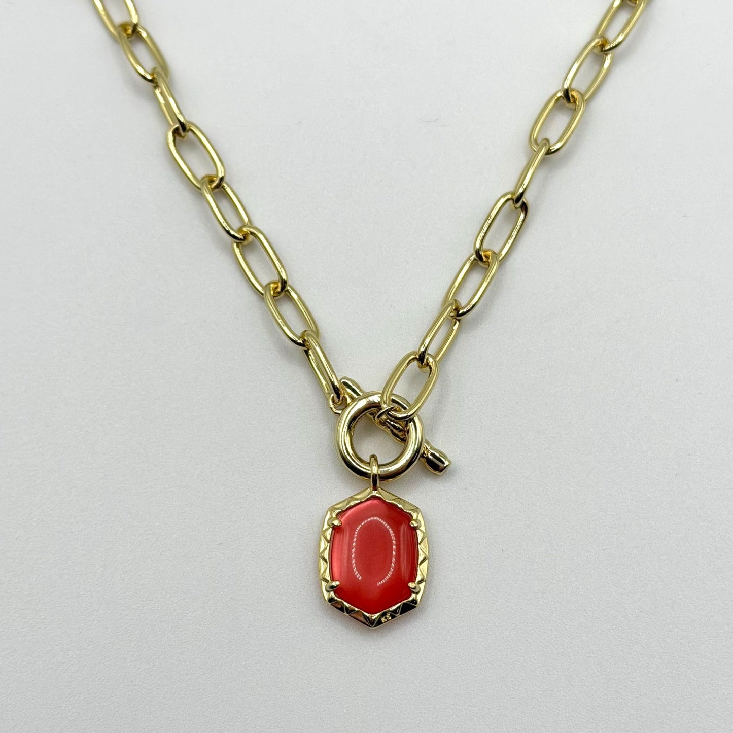 Kendra Scott Gold-Tone Chain Necklace With Red Pendant And Toggle Clasp