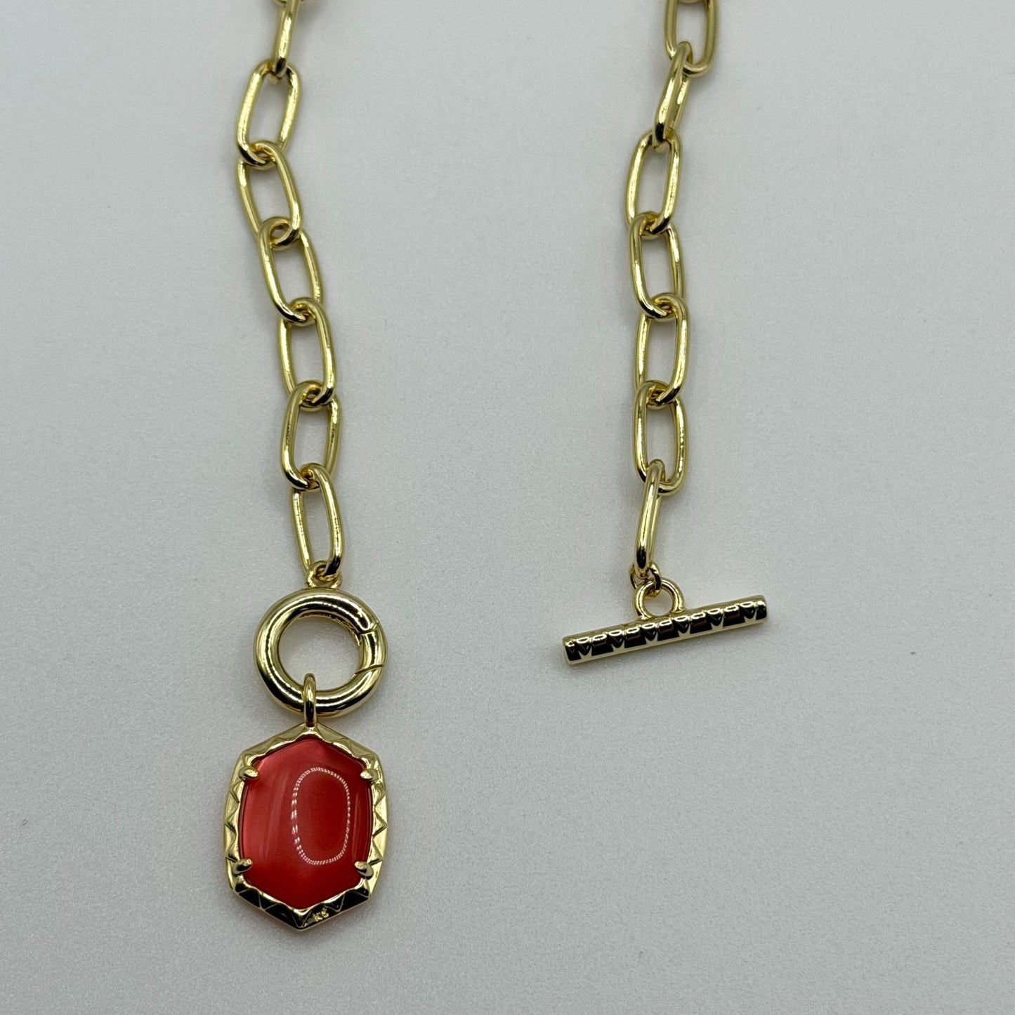 Kendra Scott Gold-Tone Chain Necklace With Red Pendant And Toggle Clasp