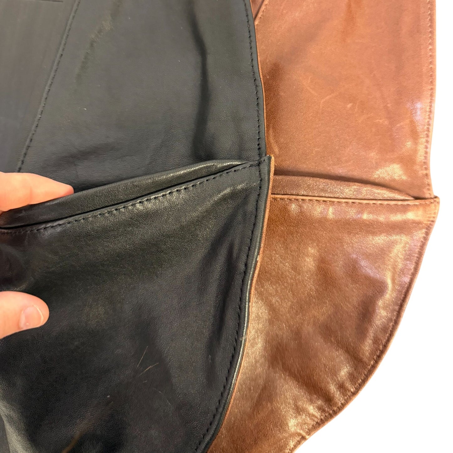 Sash Reversible Leather Shoulder Bag Brown & Black With Zippered Pockets