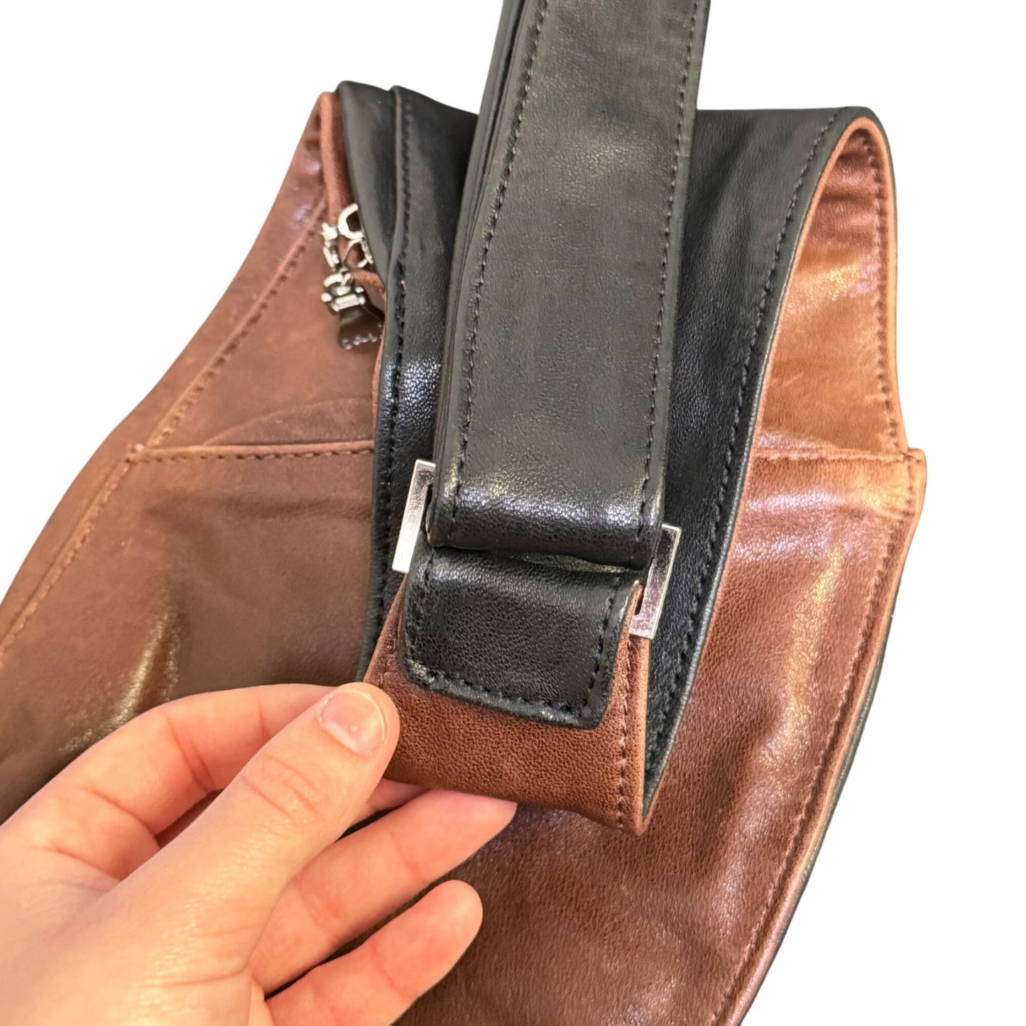 Sash Reversible Leather Shoulder Bag Brown & Black With Zippered Pockets