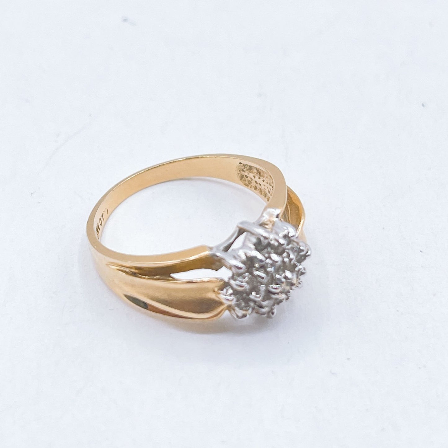 14K Gold Vintage Retro Diamond Cluster Ring Size 7