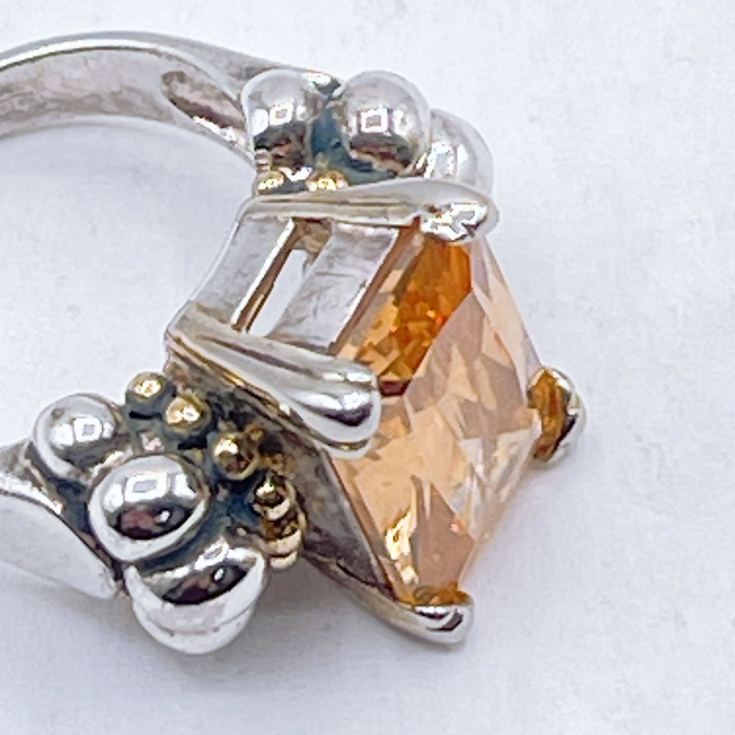 Sterling Silver & Gold Tone Ring With Large Rectangular Citrine-Like Stone Sz 7.5