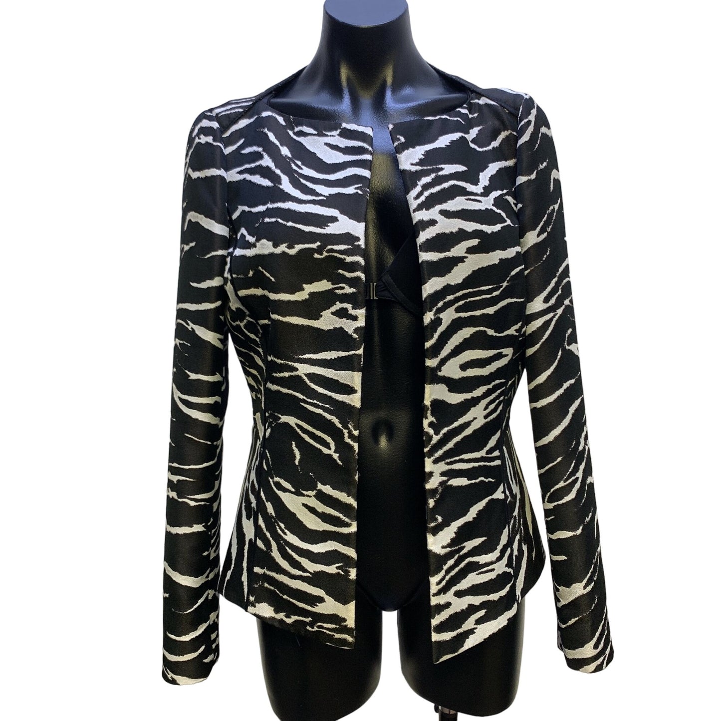 Lafayette 148 New York Black & White Zebra Print Blazer Jacket Size 8