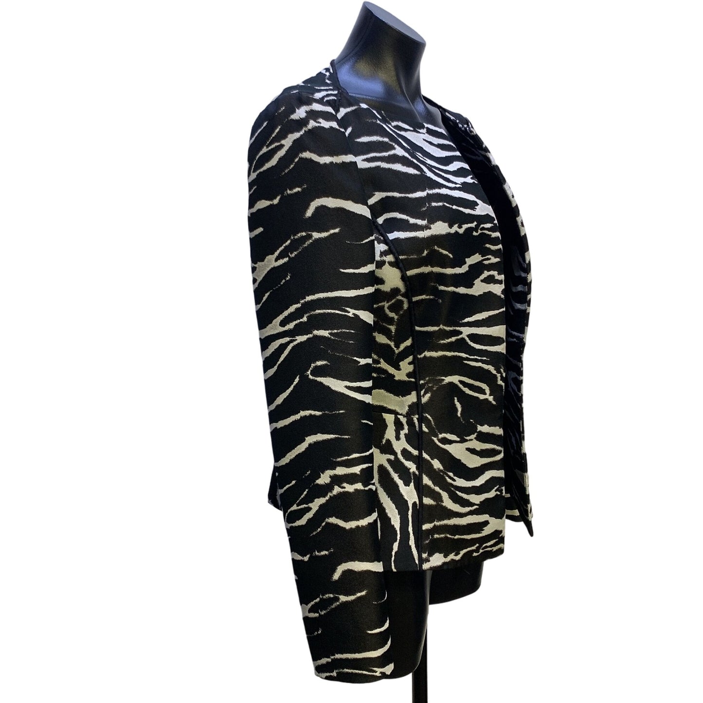 Lafayette 148 New York Black & White Zebra Print Blazer Jacket Size 8