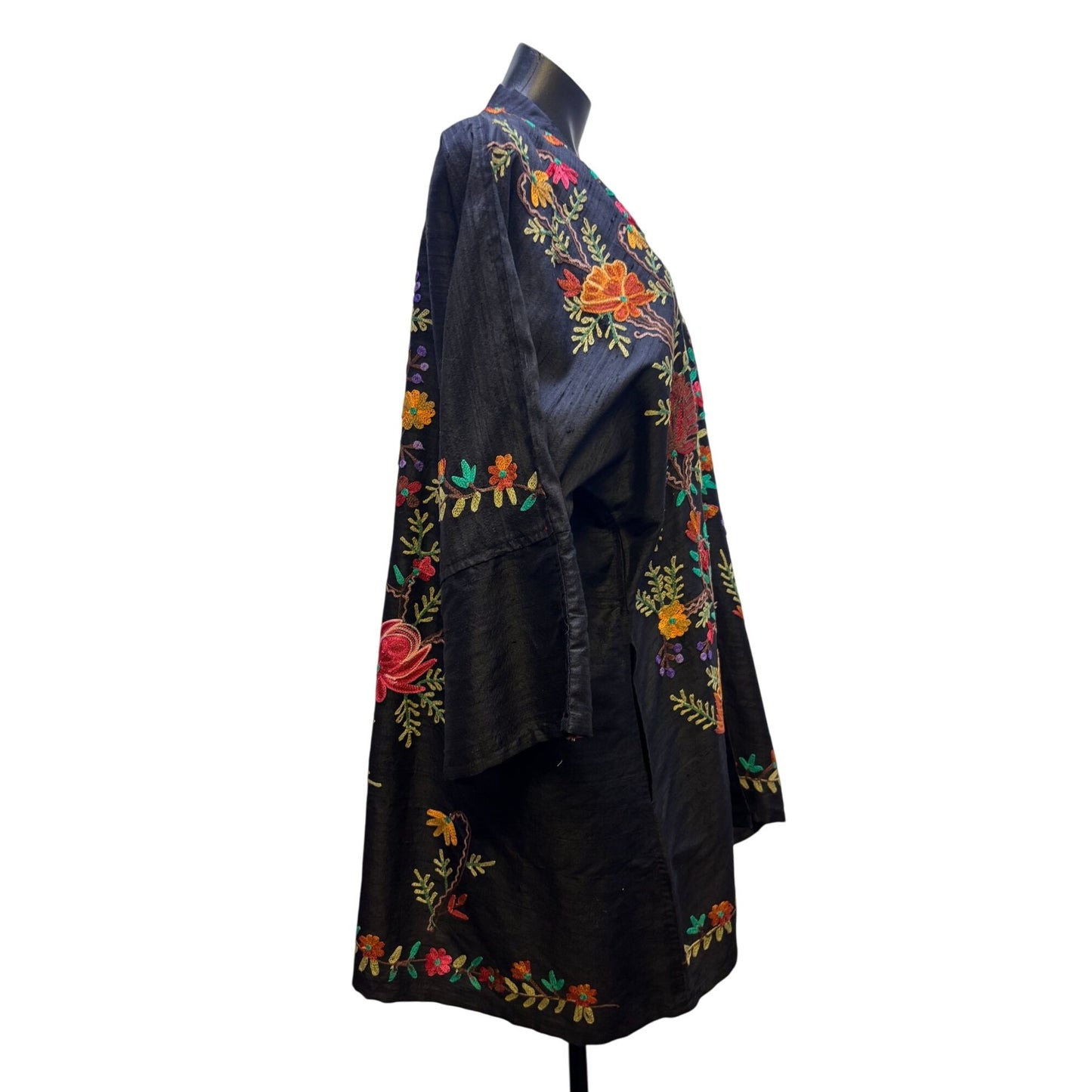 NWT Black Floral Embroidered Open Front Long Cardigan L