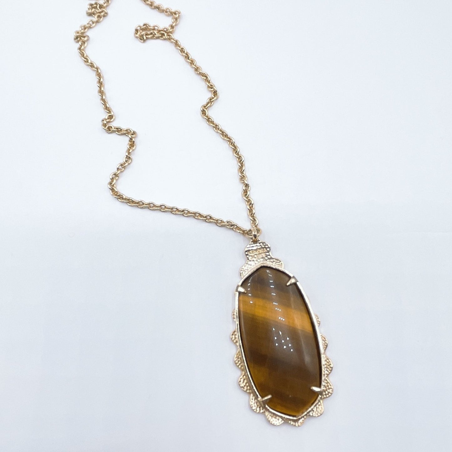 Kendra Scott Tigers Eye Pendant Necklace Gold Chain