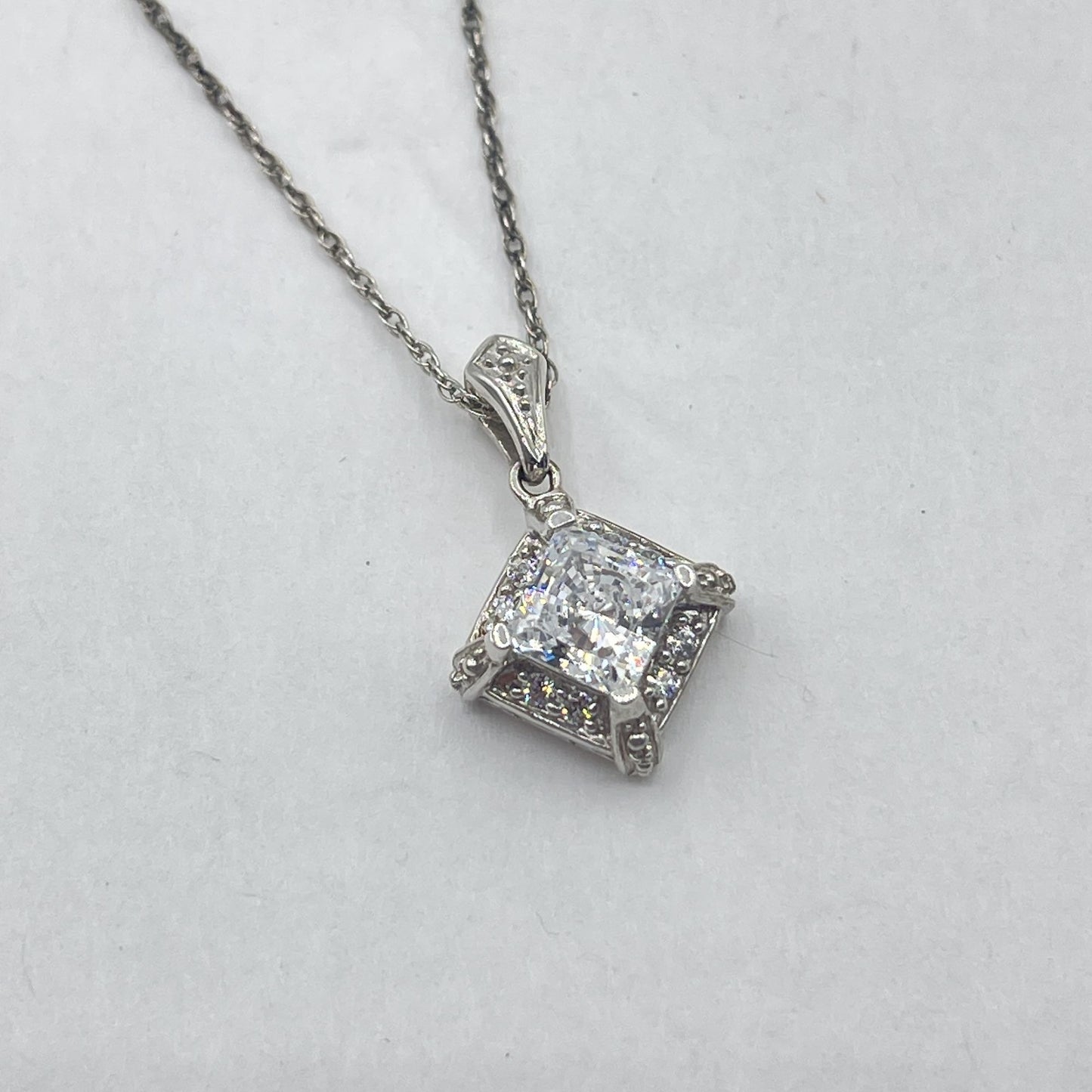 925 Silver Princess Cut Round Cubic Zirconia Pendant Necklace