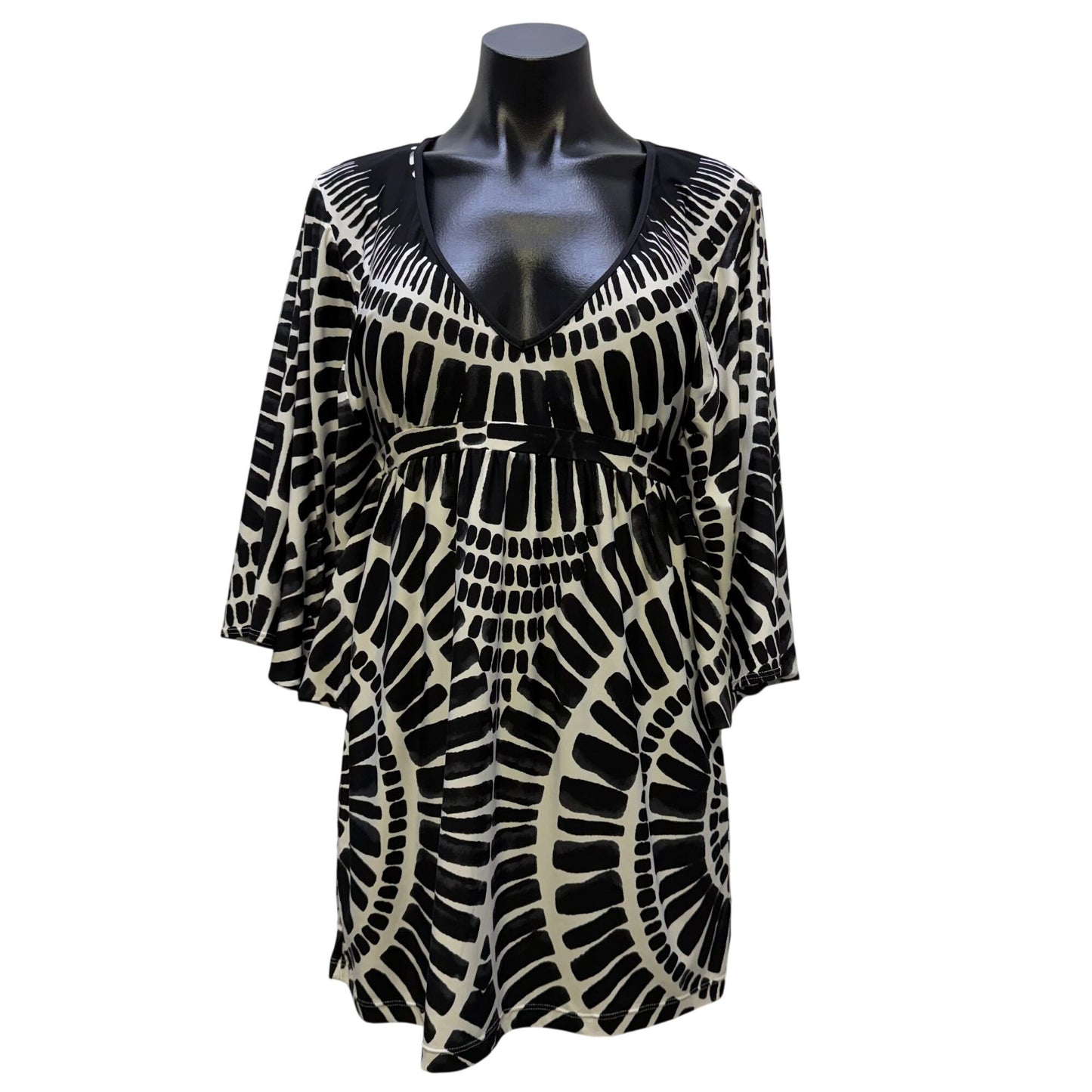 Trina Turk Black & White Kimono Sleeve Blouse With Abstract Print M