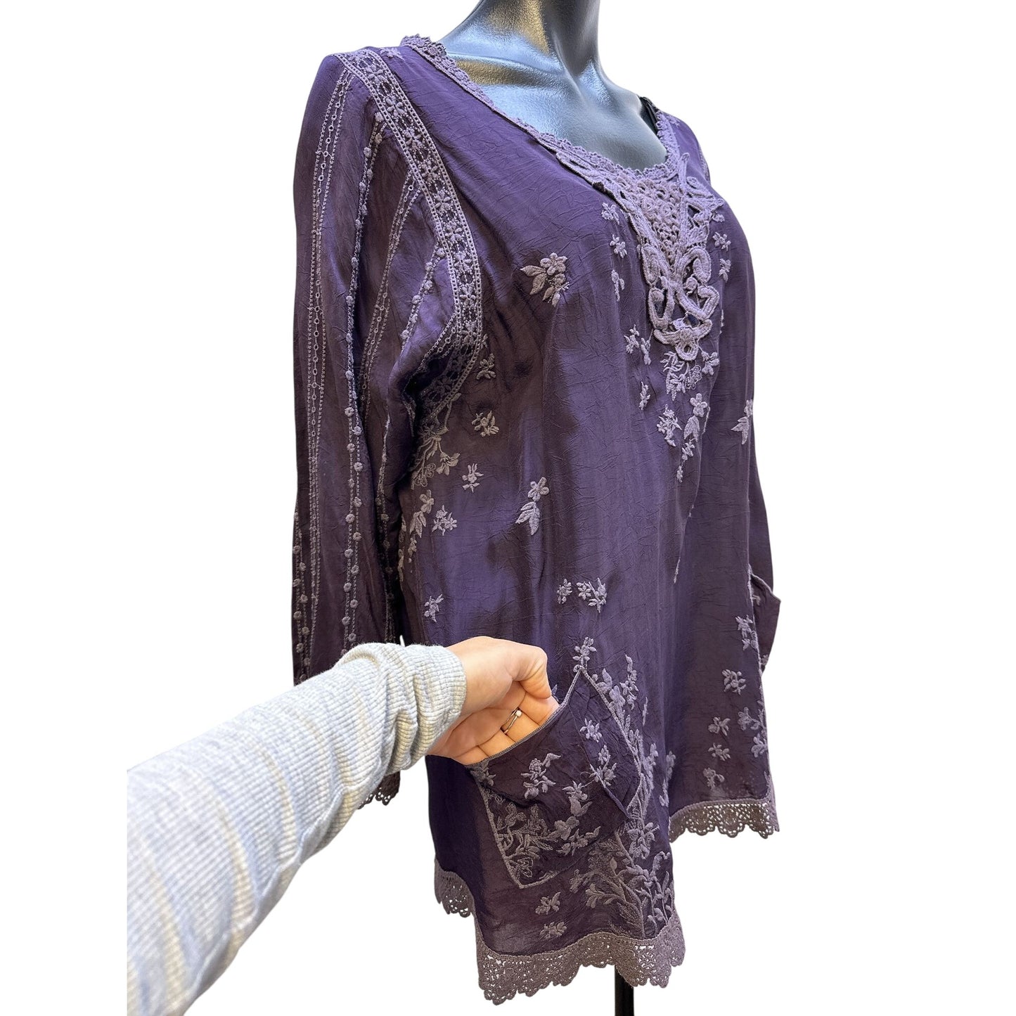 Johnny Was Eggplant Embroidered Tunic Top Size Medium