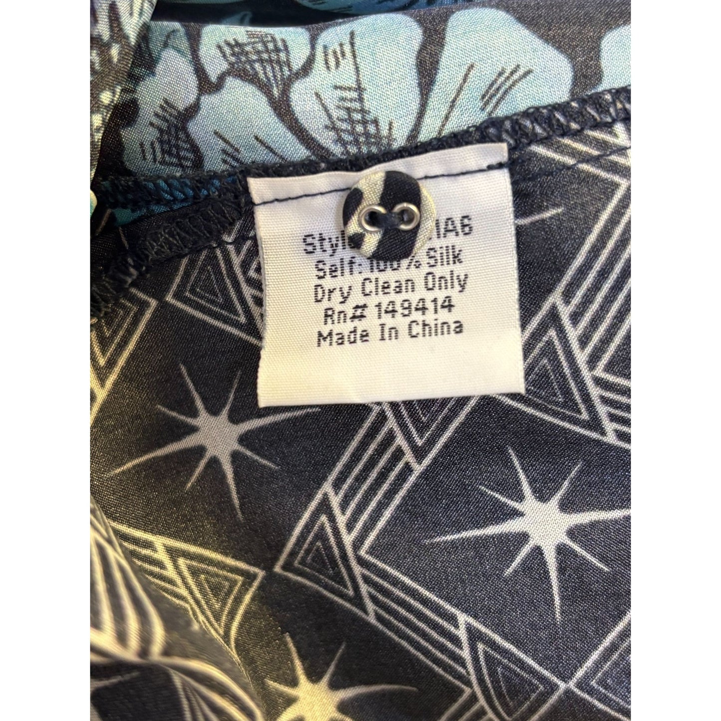 Johnny Was Blue Silk Floral Printed Button-Up Blouse XXS