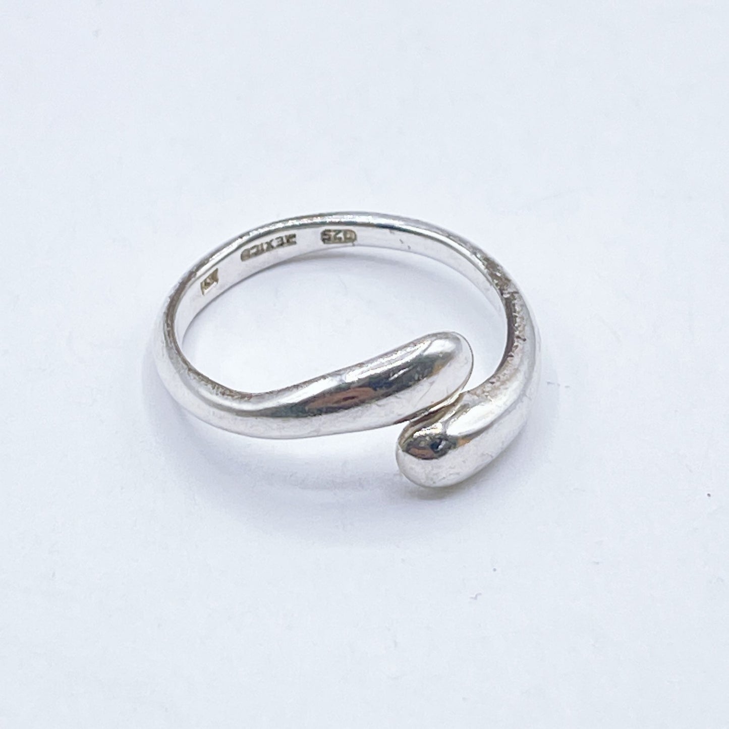 925 Sterling Silver ATI Wrap Around Ring Size 9.5