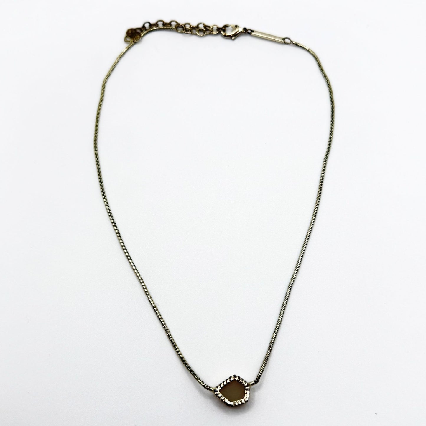 Kendra Scott Tess Gold Pendant Necklace In Iridescent Drusy