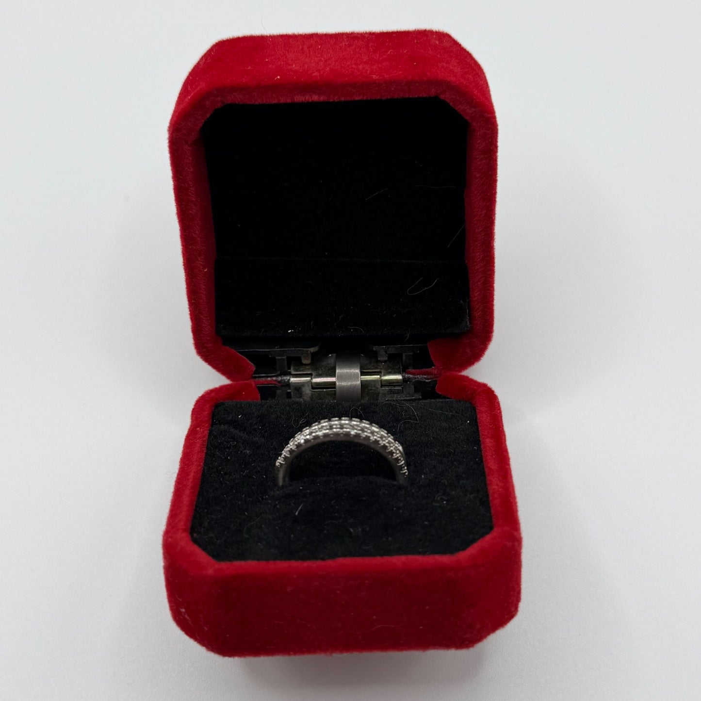 Sterling Silver 925 Stacking Rings Set Red Velvet Box size 6.25