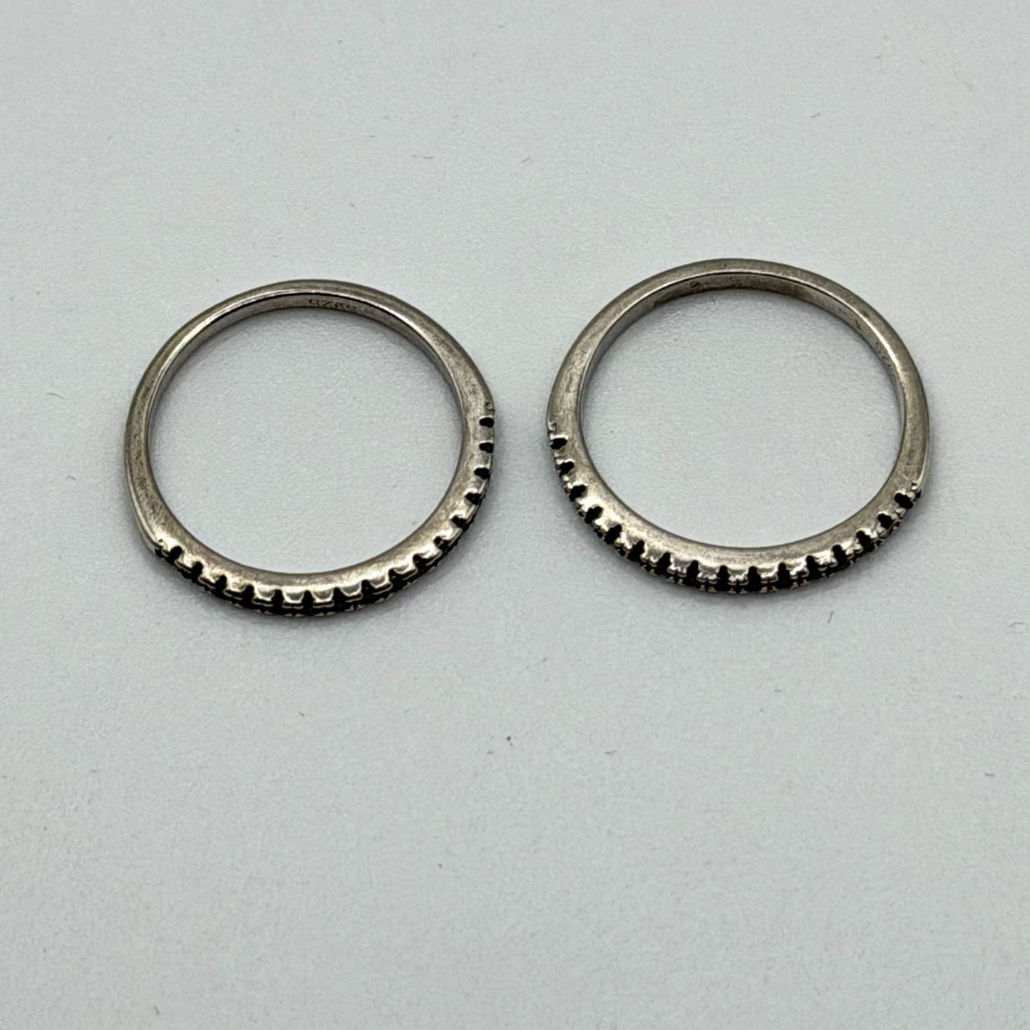 Sterling Silver 925 Stacking Rings Set Red Velvet Box size 6.25